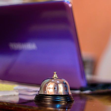 V Park Hotel ティビリシ エクステリア 写真